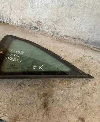 Ford C-MAX II Rear side window