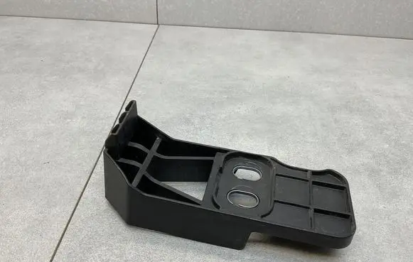 Peugeot 2008 II Front bumper mounting bracket 9828142480