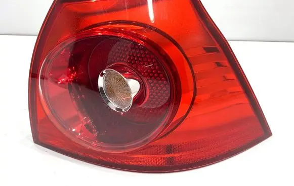 Volkswagen Golf V Rear/tail lights
