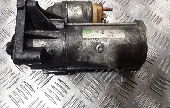 Renault Laguna II Starter motor 8200331251 D7R49
