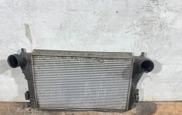 Volkswagen Golf Plus Intercooler radiator 1k0145803l