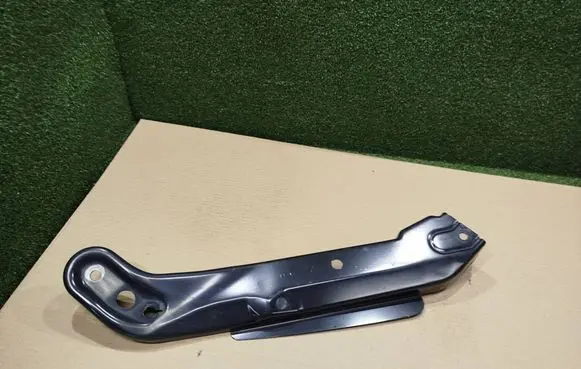 Volkswagen Crafter Headlight/headlamp mounting bracket 7C0805932A 7C0805932