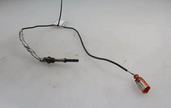 Exhaust gas temperature sensor
