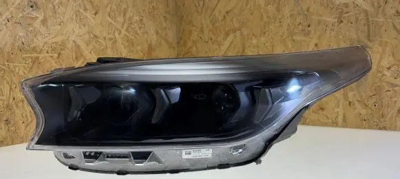 KIA Xceed Headlight/headlamp B012503