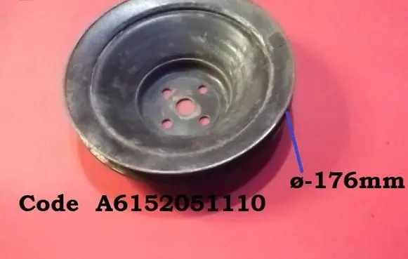 Mercedes-Benz W123 Water pump pulley A6152051110