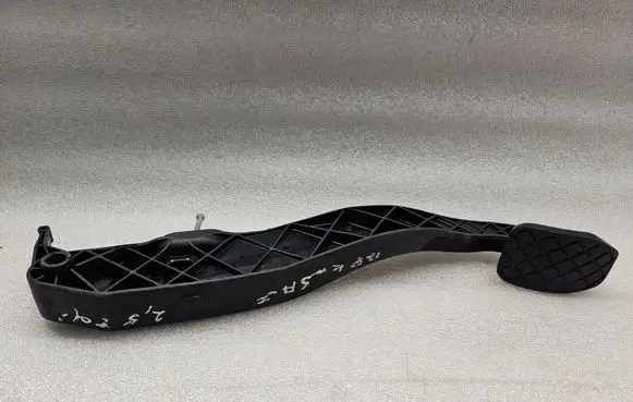 Volkswagen Transporter - Caravelle T5 Clutch pedal 7H1721315