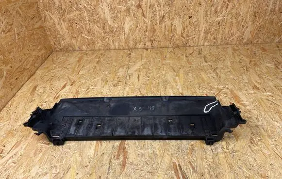 BMW X5 F15 Bottom radiator support slam panel 7646138