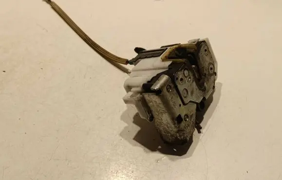 Fiat Doblo Front door lock 51810883 713228D000