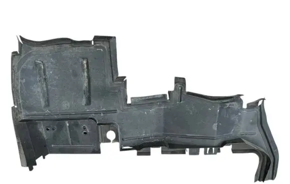Audi Q3 8U Radiator trim 4g0121283aa