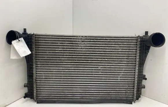 Volkswagen Touran I Intercooler radiator 1K0145803T 1K0145803