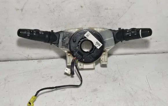 Nissan Primera Wiper turn signal indicator stalk/switch 25560AV620