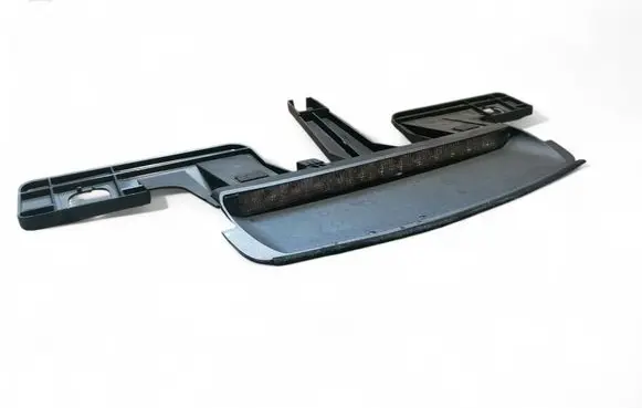 Volvo S80 Third/center stoplight