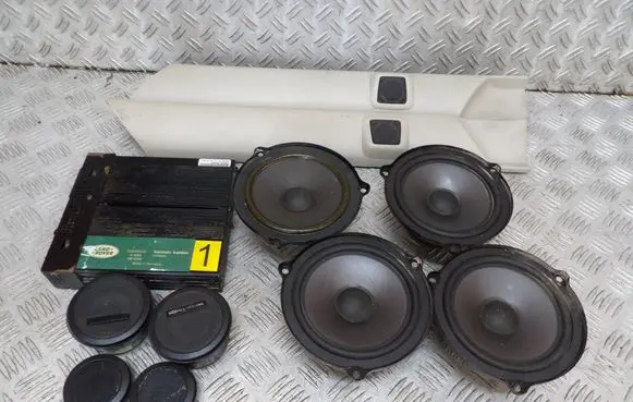 Land Rover Discovery Sound amplifier XQK000100