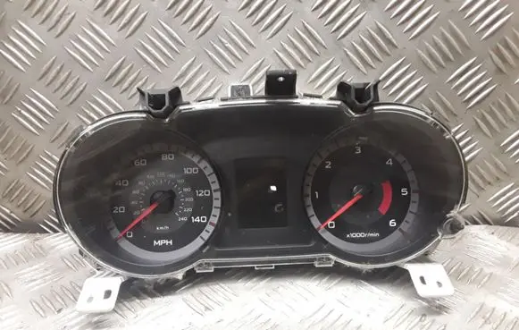 Mitsubishi Lancer X Speedometer (instrument cluster) 769166220H