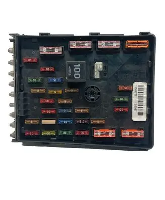Volkswagen PASSAT B6 Fuse module 3C0937125 63592777