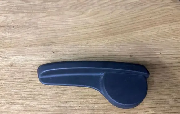 Toyota Auris 150 Seat adjustment handle 7249402030