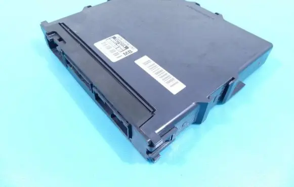 Toyota Auris E180 Central body control module 89261-02050 IMPRK1275777