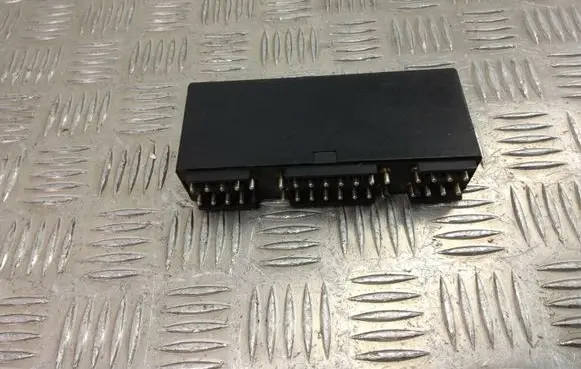 Mercedes-Benz E W124 Light module LCM 1265420032