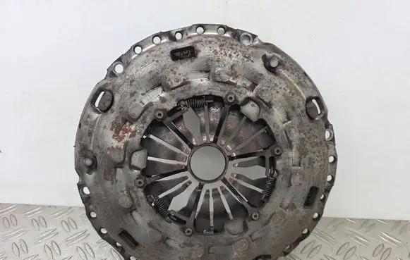 Ford Mondeo MK IV Pressure plate 324043010