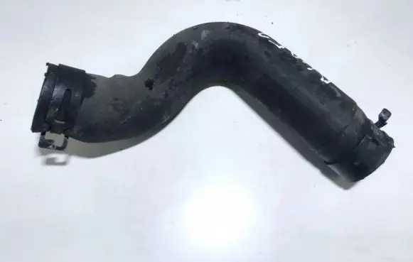 Toyota Avensis T270 Engine coolant pipe/hose