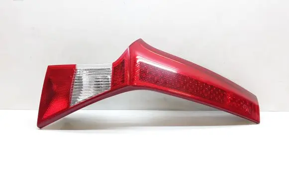 Volvo V70 Tailgate rear/tail lights