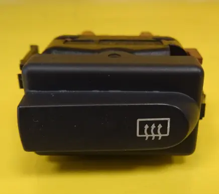 Renault Clio II Windscreen/window heater switch 26488