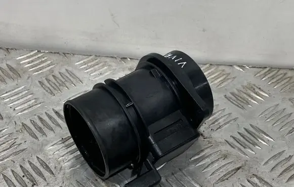 Opel Vivaro Mass air flow meter 7700109812 H7700104426 5WK9620