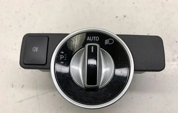 Mercedes-Benz E W212 Light switch A2129050551
