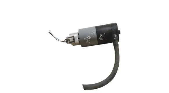 Toyota Auris 150 Windscreen/windshield washer pump 30892 070329A 332016