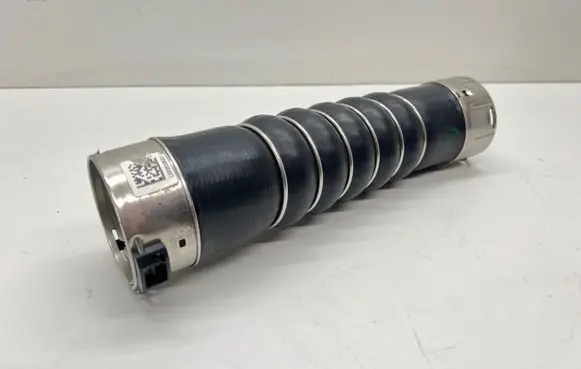BMW 5 G30 G31 G38 Intercooler hose/pipe 8580080