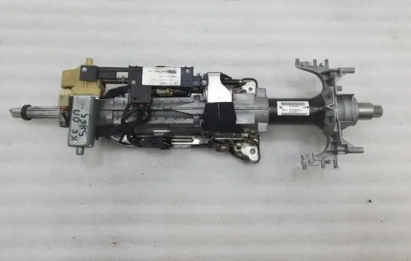 BMW X6 E71 Steering wheel axle 831401091515