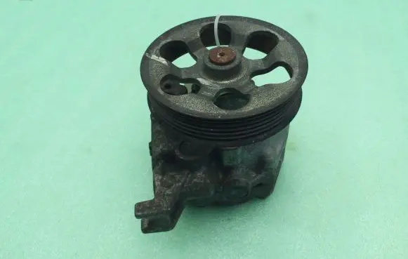 Subaru Outback Power steering pump