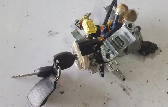 Mitsubishi Pajero Ignition lock PAJEROIIISTACYJKA
