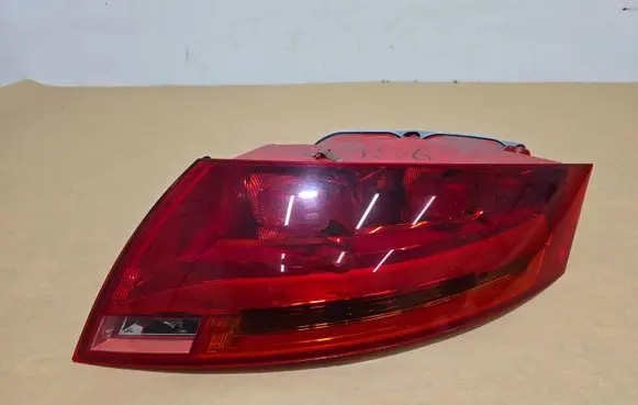Audi TT TTS Mk2 Rear/tail lights 8J0945096F
