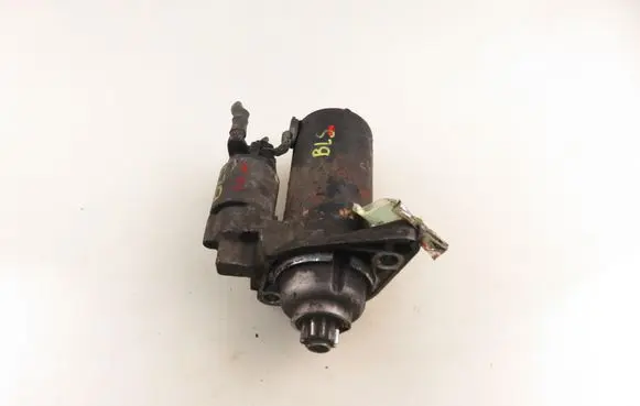 Volkswagen Touran I Starter motor 