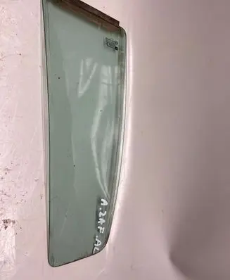 Rear vent window glass