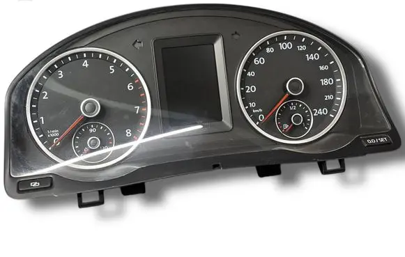 Volkswagen Scirocco Clock T758 A2C53293358