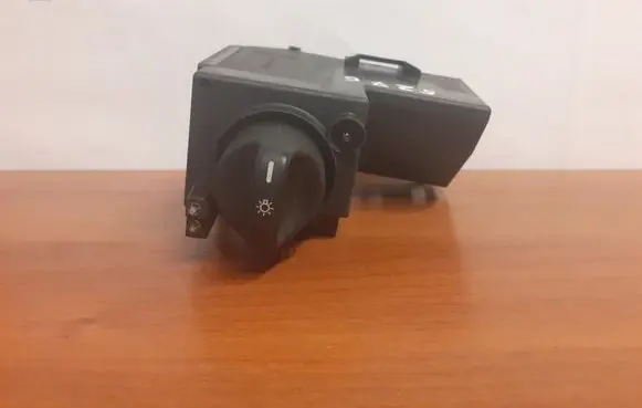 Mercedes-Benz E W210 Light switch 5276 2105451404