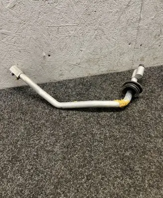 Porsche Macan (95B) Air conditioning (A/C) pipe/hose 8R2260712E
