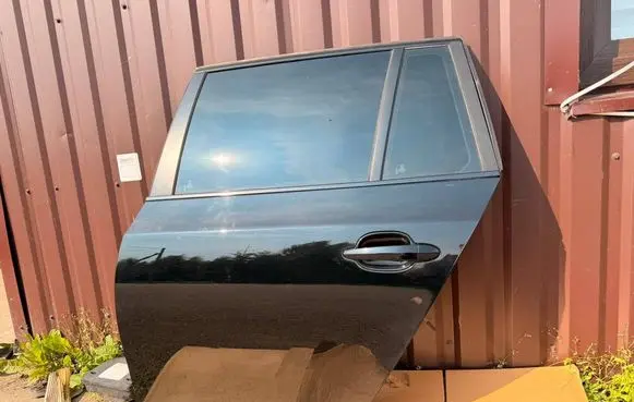 BMW 5 E60 E61 Rear door