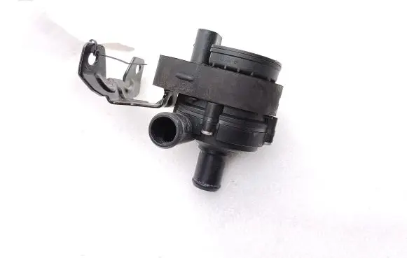 Mercedes-Benz V Class W447 Electric auxiliary coolant/water pump A6398350064 a2118350364 a2118350028