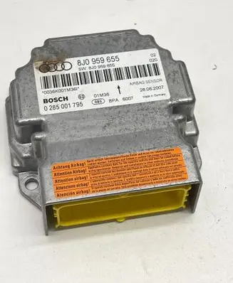 Audi TT TTS Mk2 Airbag control unit/module 8J0959655 0285001795