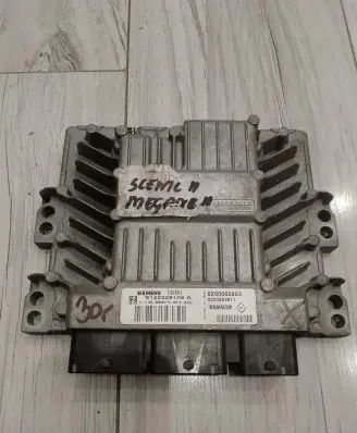 Renault Scenic II - Grand scenic II Engine control unit/module ECU 8200565863