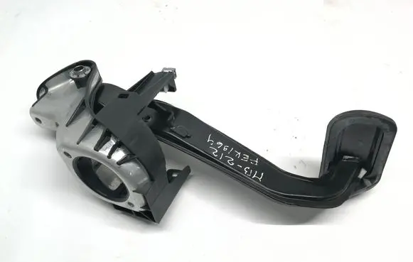 Mercedes-Benz E W212 Brake pedal PP204292023