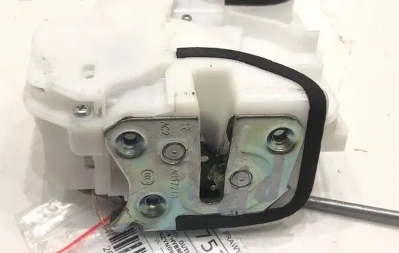 Front door lock