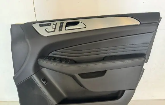 Mercedes-Benz GLE (W166 - C292) Front door card panel trim A1662641232