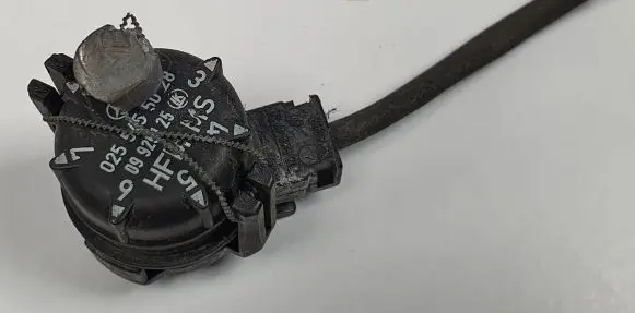 Mercedes-Benz E W124 Wireless charging module 0225458828