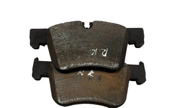 Peugeot 3008 II Brake pads (front) 