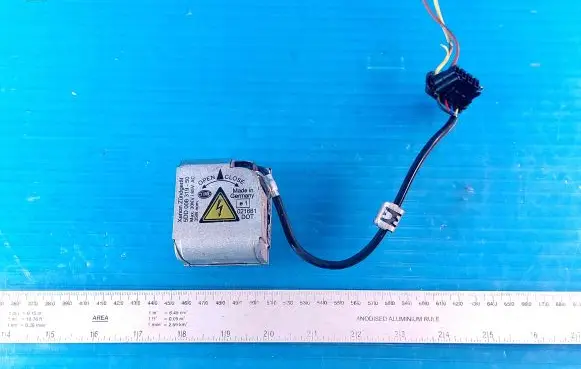 Audi A6 S6 C6 4F Voltage converter inverter 5DD00831950