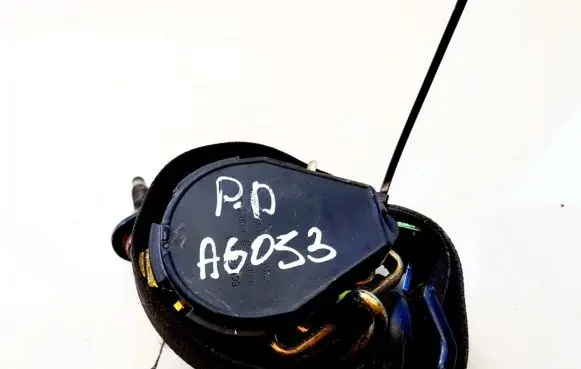 Ford Focus Front seatbelt 560630900 E1040238
